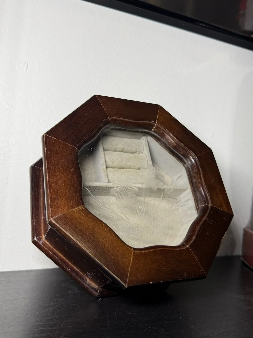 Vintage Wooden Jewelry Box Octagon Hinged Lid With Etched Flowers On Glass